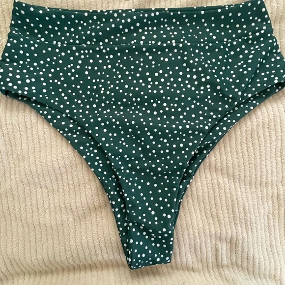 High Waisted Bikini Size M Polka Dots Green & White Stretchy Great Condition - Picture 7 of 10
